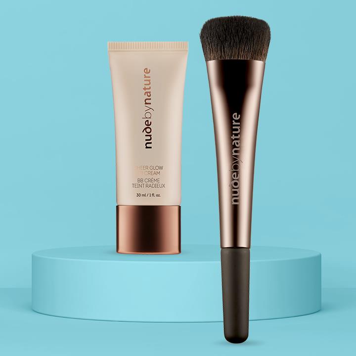 Nude by Nature - Sheer Glow BB Cream & BB Brush Duo 01 Porcelain 01 Porcelain