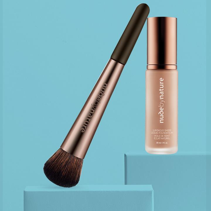 Nude by Nature - Luminous Sheer Liquid Foundation & Round Foundation Brush Duo W1 Rose Beige (Former shade name: Light/Medium) W1 Rose Beige (Former shade name: Light/Medium)